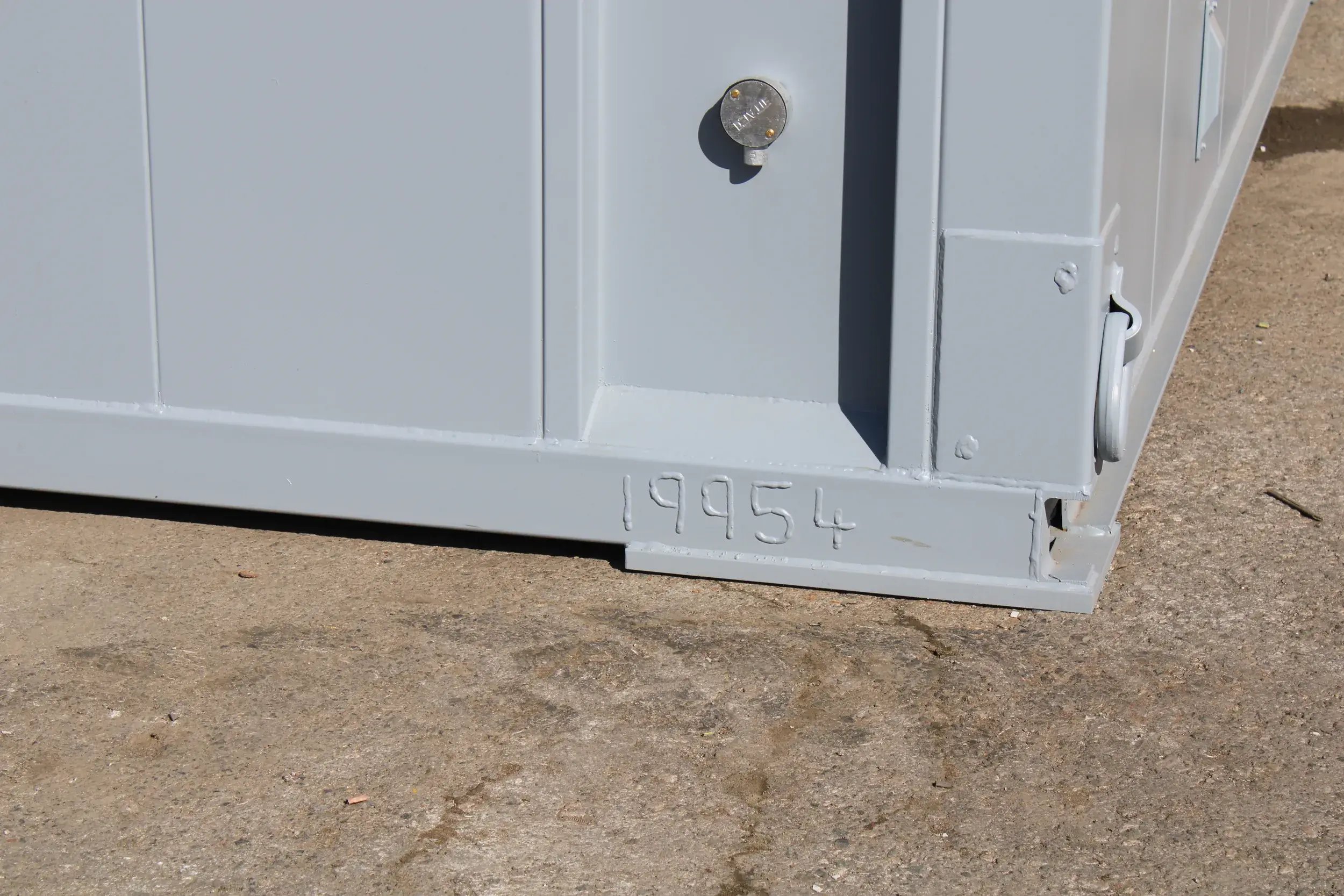 tf-jackson-anti-vandal-units-close-up-of-construction-detail-of-anti-vandal-unit